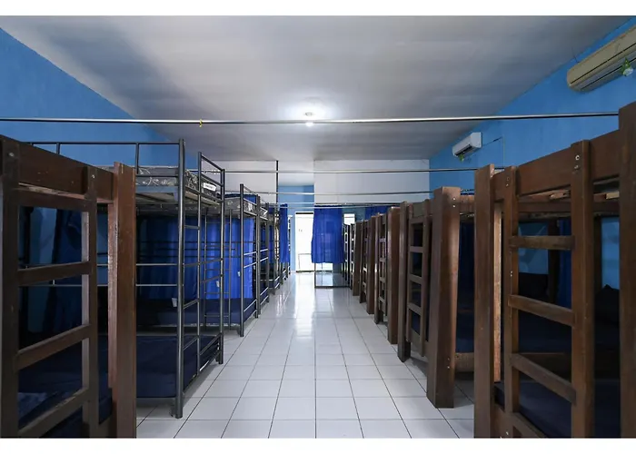 Hotel Bunk Bed Bali Near Sanur Mitra Reddoorz 2*